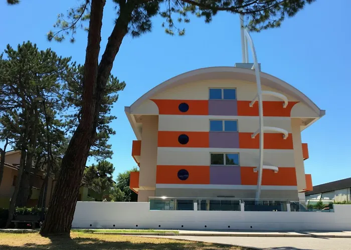 Silver Sail アパート *